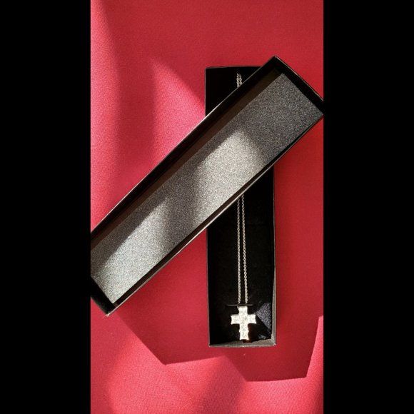 Princess Cut Square White Rhinestones Cross Pendant Necklace - Picture 2 of 9